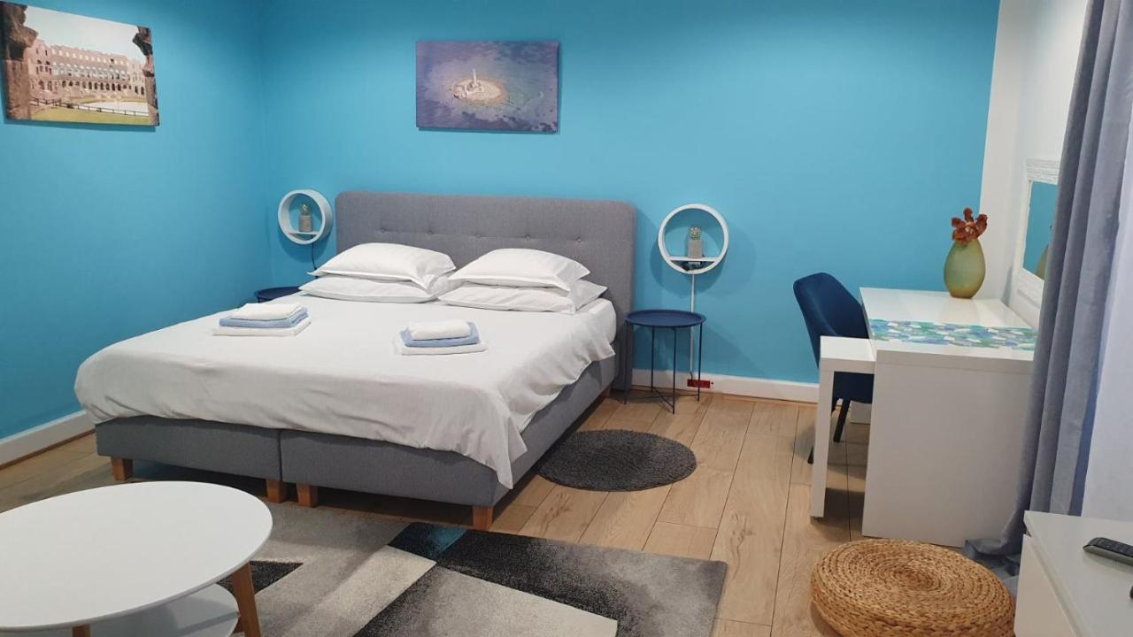 Holiday home Blue door in Pula Exterior foto